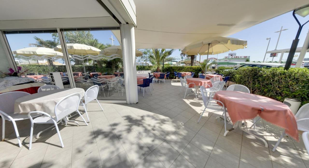 Hotel Margareth Riccione Exterior foto